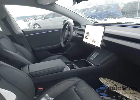 2025 Tesla Model 3 Long Range All-Wheel Drive из США, поврежденный, VIN 5YJ3E1EB6SF876848